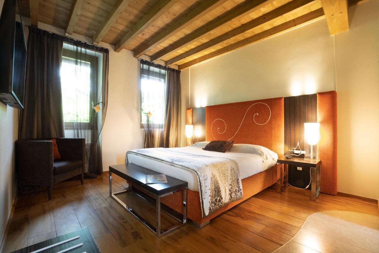 Il Borgo - 1711 Luxury Guest House Arlate Esterno foto