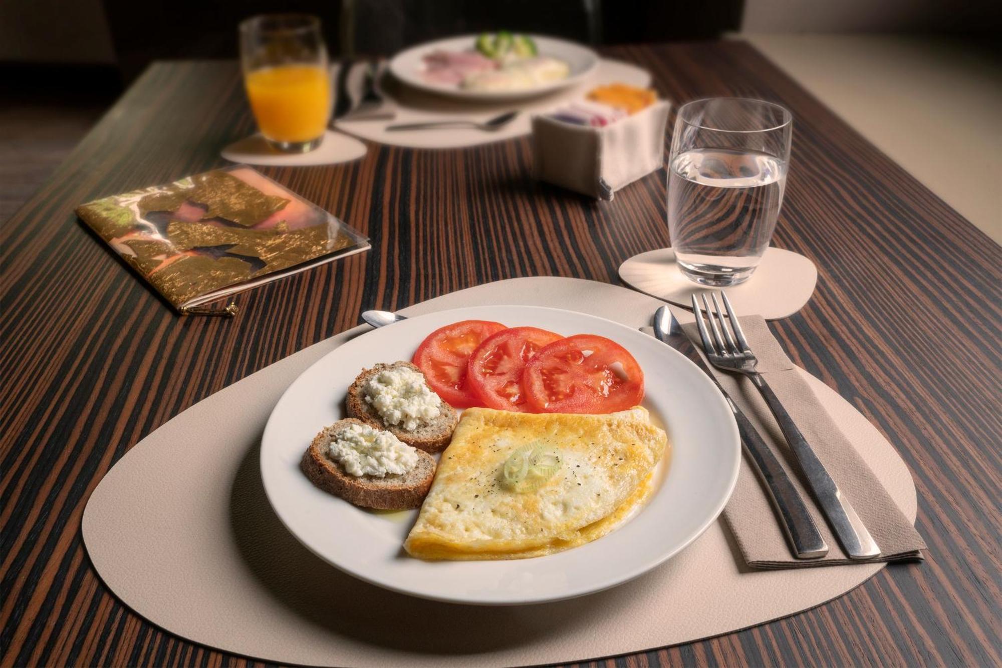Il Borgo - 1711 Luxury Guest House Arlate Esterno foto